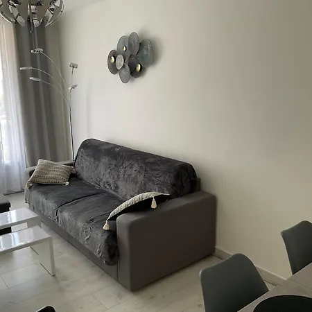 Apartment F2 Lumineux 8 Min A Pieds De La Nice