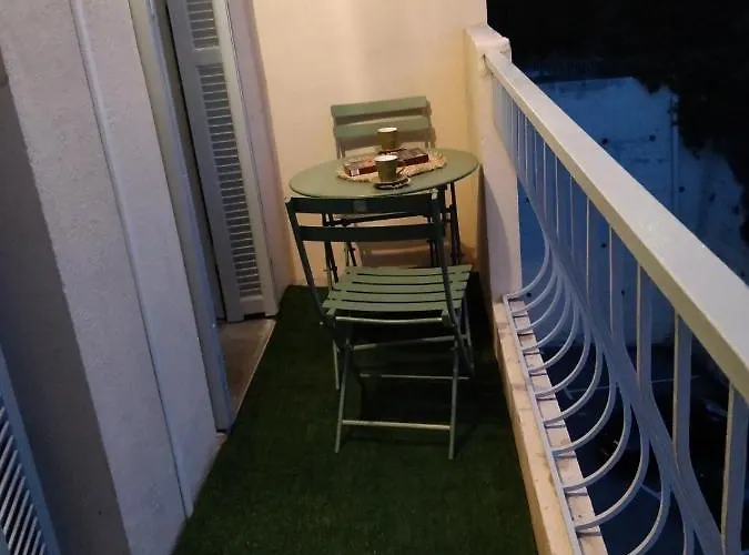 F2 Lumineux 8 Min A Pieds De La شقة نيس