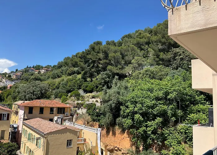 F2 Lumineux 8 Min A Pieds De La *