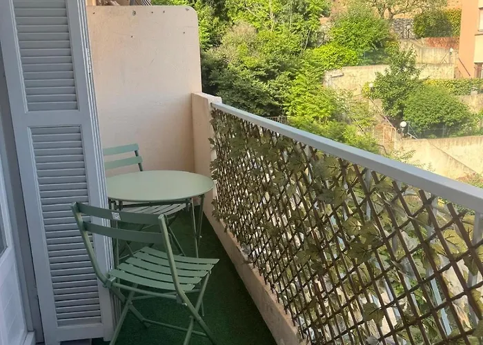 F2 Lumineux 8 Min A Pieds De La شقة *
